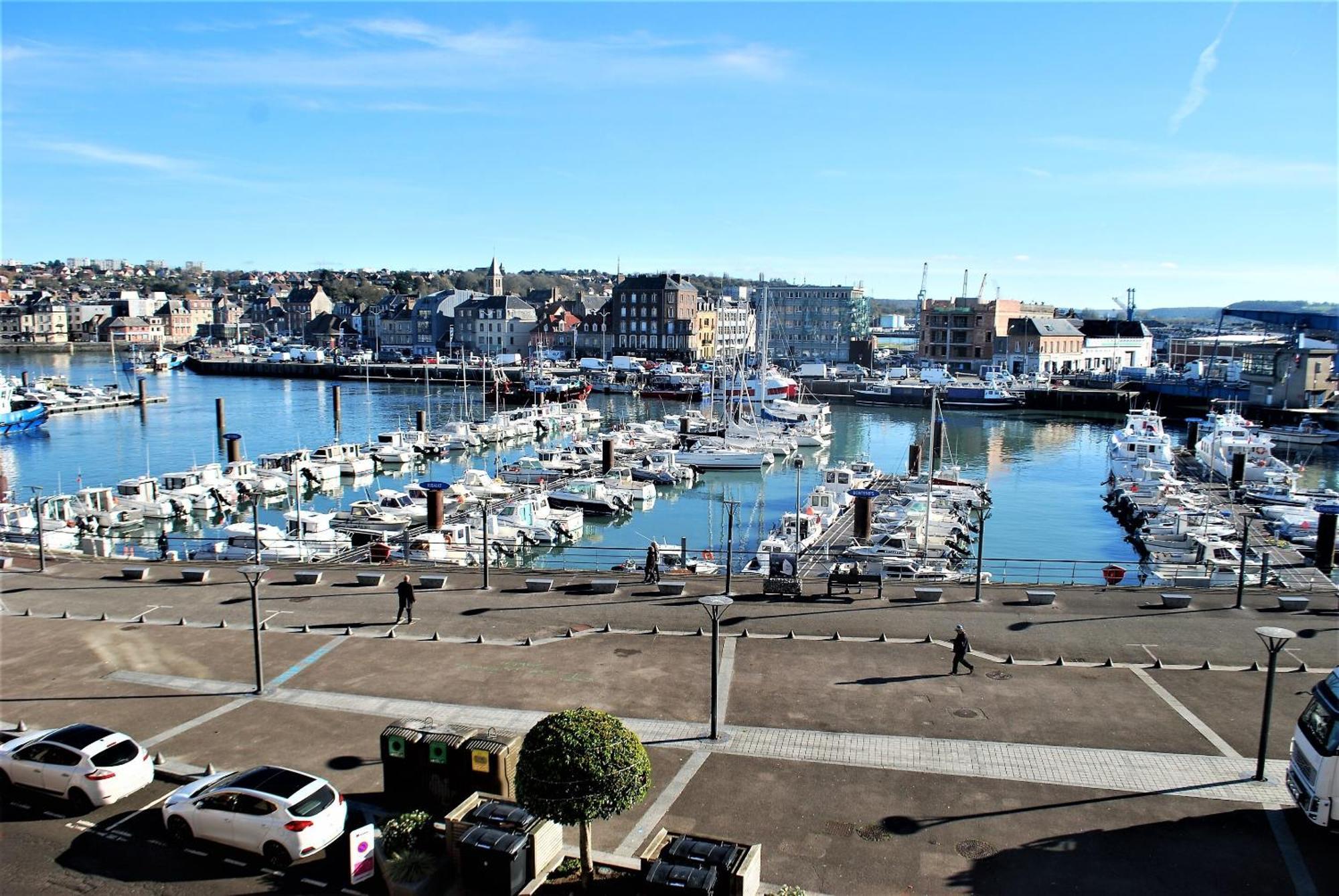 Duplex Avec Vue Sur Le Port De Plaisance Apartment Диеп Екстериор снимка